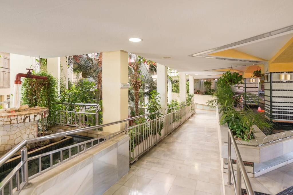 Sol Apartment - C&G Benal Beach 베날마데나코스타 외부 사진