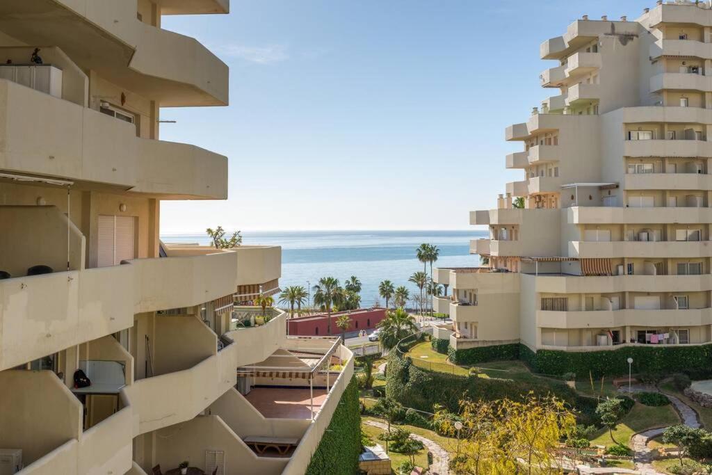 Sol Apartment - C&G Benal Beach 베날마데나코스타 외부 사진