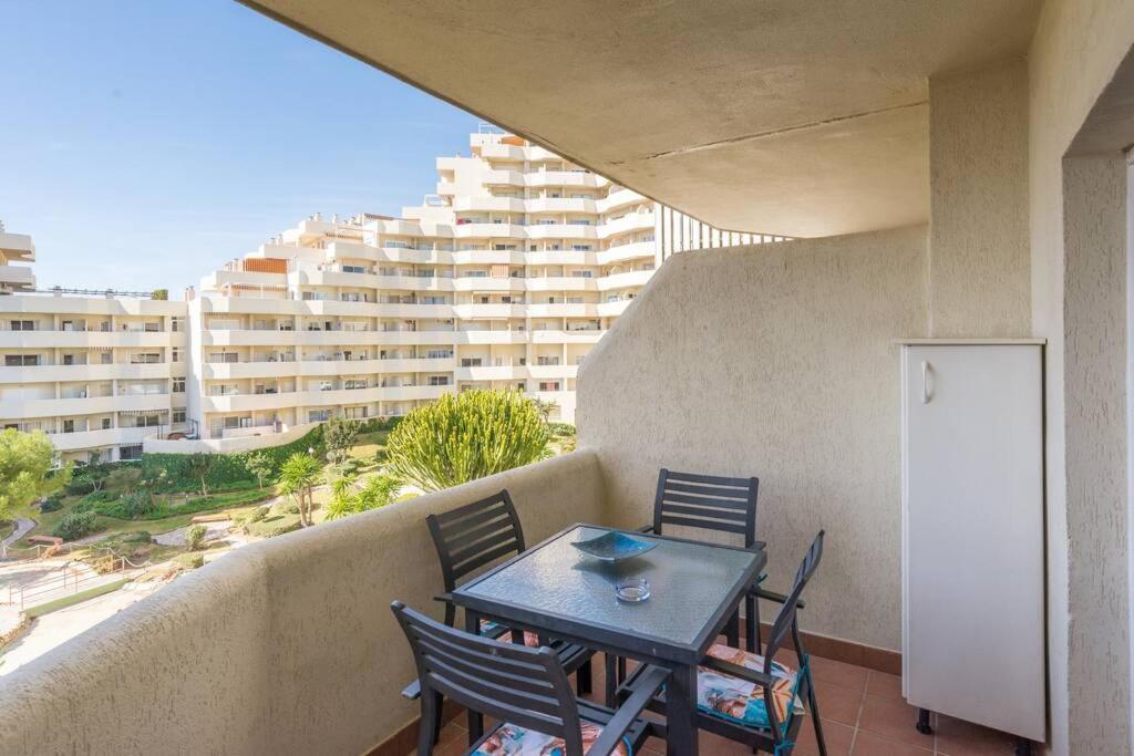 Sol Apartment - C&G Benal Beach 베날마데나코스타 외부 사진