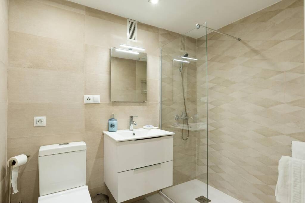 Sol Apartment - C&G Benal Beach 베날마데나코스타 외부 사진